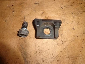Toyota Supra MK3 1986,5-92 tope trasero con perno de montaje 90109-08055 - Imagen 1 de 13
