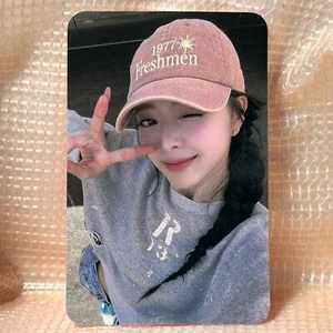 Yuna Photocard Itzy 2024 Season's Greeting Best Friend Forever Jyp Ent Pob Kpop - Picture 1 of 2