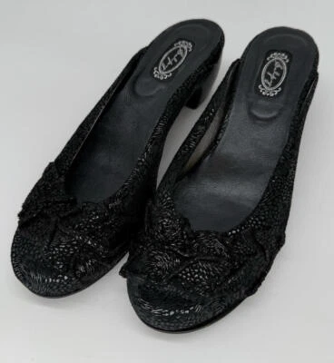 Elegantes tacones negros con cordones de Salpy - talla 7,5 M Foto 1 de 4