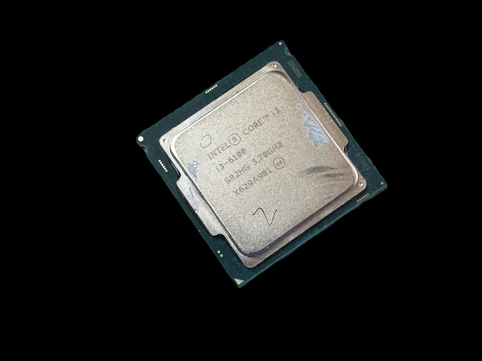 ✨Intel Core i3-6100 3.70 GHz LGA 1151 Desktop CPU Processor SR2HG✨ - Image 1 of 1