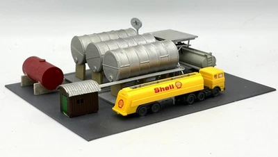 Depósito de suministro de gas a escala N, diorama construido y pintado a medida, totalmente montado Foto 1 de 4