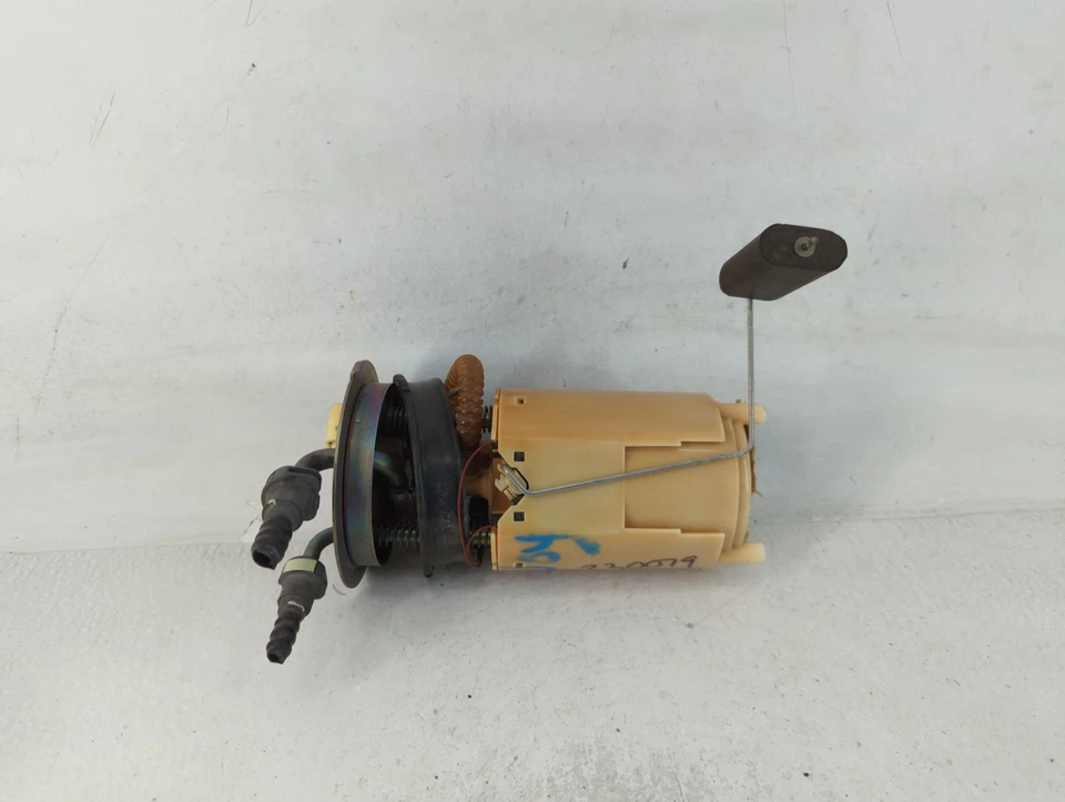 2002-2004 Gmc Envoy Electrical Gas Fuel Pump Assembly PBFFU - Image 1 of 4