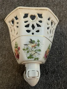 Vintage Formalitäten viktorianisches Rosen Nachtlicht von Baum Bros. Wandstecker - Bild 1 von 4