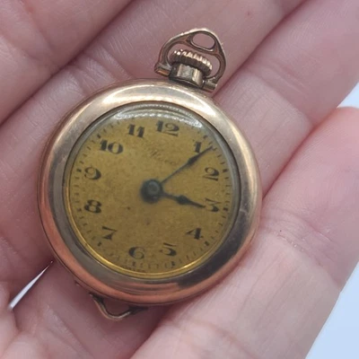 Reloj Bolsillo Vintage Elgin Ramona Lleno de Oro Damas Estuche No Funciona Reloj Foto 1 de 4