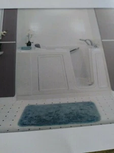 Walk in Bathtub. Liberation by American Standard 48 x 28 1/2 x 37 1/2. 28 Jets - Picture 1 of 3