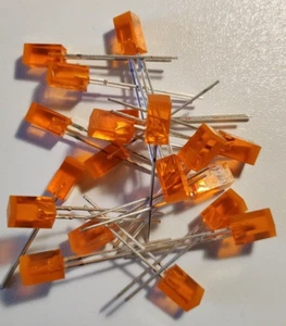 20x LED ARANCIONI QUADRATI, LATO 5MM., "FLAT FRONT", NUOVI (NOS) - Foto 1 di 2