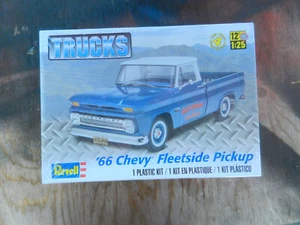 REVELL💥1966 CHEVROLET🌟FLEETSIDE PICKUP TRUCK💥 MIT 283ci V-8 ✨ 1/25 KIT SEALED - Bild 1 von 2