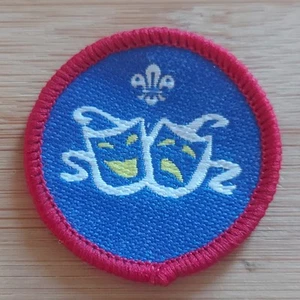 UK Scouting Scout Activity Badge Entertainer OLD LOGO - Picture 1 of 1