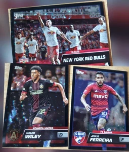 3 Stück 2023 Topps MLS #22, #47 & #41 Karten Icy Black Foil Soccer - Bild 1 von 5