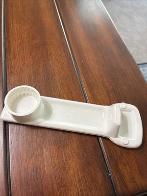 Pampered Chef Easy Opener #2590 Magnetic Bottle Opener Tool – Made in USA - Image 1 of 3