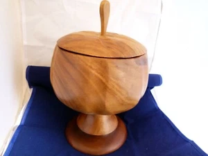 Rare Lidded Teak Pedestal Bowl - Approx. 11" tall by 7 1/2" in diameter. - Bild 1 von 11