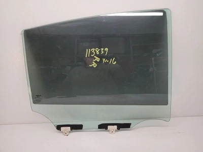 12-19 NISSAN VERSA Passenger Right Rear RH Door Glass Sedan 823003BA0A - Imagem 1 de 4