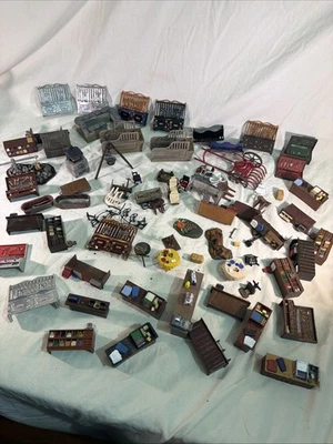 Hugh Lote De Miniaturas De Colección Casa De Muñecas Tienda Frente Tienda Banco Granja Barbero Foto 1 de 4