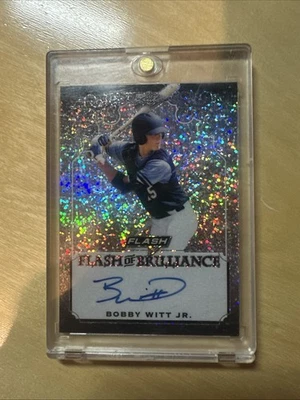 2019 BOBBY WITT  LEAF FLASH OF BRILLIANCE ON CARD AUTO ROOKIE  🔥 - Image 1 of 2