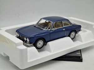 ALFA ROMEO GTV 2000 Blu pervinca - Norev - Scala 1/18 - Foto 1 di 8