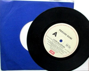 PSEUDO ECHO - LIVING IN A DREAM 7" 45 - IN EXCELLENT CONDITION - AUS PRESSING - Picture 1 of 1