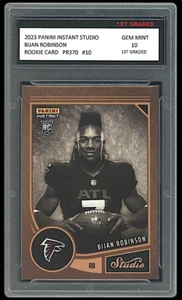 Bijan Robinson 2023 Panini Instant Studio 1st Graded 10 Rookie Card #10 Falcons - Bild 1 von 1