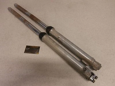 Juego de horquillas de resorte amortiguador suspensión original vintage 76 Yamaha DT 125 DT125 Foto 1 de 4