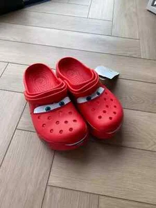 NUOVO zoccolo Lightning McQueen Crocs scarpa per adulti edizione limitata classico Disney | senza luce - Foto 1 di 10