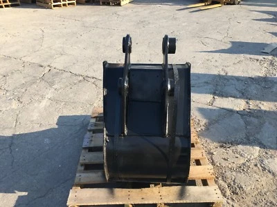 Nuevo cucharón excavadora de alta resistencia de 18" para Takeuchi TB153 Foto 1 de 4