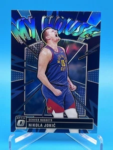 Baloncesto óptico Donruss 2024-25 púrpura Prizm My House inserto Nikola Jokic como nuevo - Imagen 1 de 3