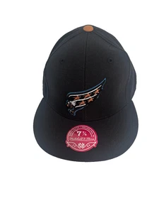Neu mit Etikett Chevy Chase Bank Washington Capitals Promo eng anliegende Mütze Größe 7 7/8 - Bild 1 von 6