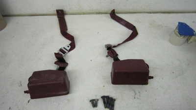 1988-1991 Chevrolet, GMC  Suburban 3 Row Shoulder Seat Belt Retractors Red #91 Foto 1 de 4