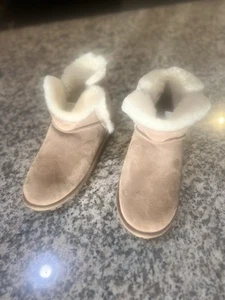 Stivali corti firmati Kirkland in pelle di pecora shearling castagno donna taglia 8 nuovi - Foto 1 di 6