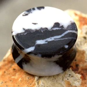 PAIR of Natural Zebra Stone Saddle Plug ***** - Picture 1 of 4
