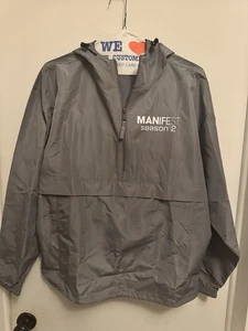 Manifest Season 2 Crew Gray Windbreaker Champion Pullover & Mütze TV Show Rare - Bild 1 von 11
