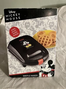 Disney Mickey Mouse Belgian Waffle Maker Mickey Ears NEW Black - Picture 1 of 7