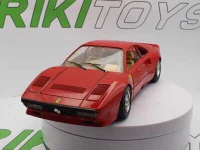 Ferrari GTO 1988 Burago 1/24 - Immagine 1 di 2