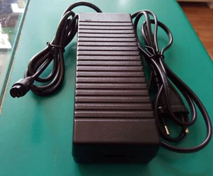 Alimentatore für Hoverboards Nilox DOC 42V - 2A - Bild 1 von 2