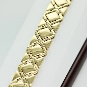 HIGH POLISH X & O DESIGN BRACELET 17 mm WIDE 7 INCHES LONG 14K SOLID YELLOW GOLD - Picture 1 of 7