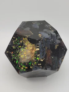 Dodecaedro in orgonite secondo Guglielmo Impero, "Arcangelo Michele", grande 2,4 kg - Foto 1 di 6