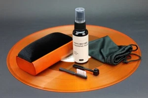 KIT 5 in 1 pulizia dischi LP 45 VINILE con LIQUIDO + SPAZZOLA e PULISCI PUNTINE - Foto 1 di 1
