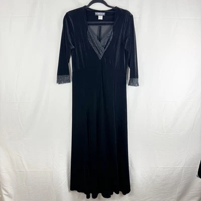 The Pyramid Collection Black Velvet Maxi Gown Whimsigoth Y2K Lace Trim Sz M - Image 1 of 4