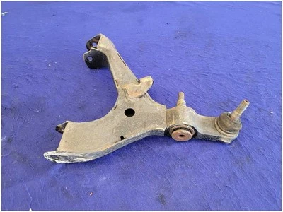 Brazo de control inferior delantero del conductor de camioneta Chevrolet SSR 2003-2006 2682 Foto 1 de 4