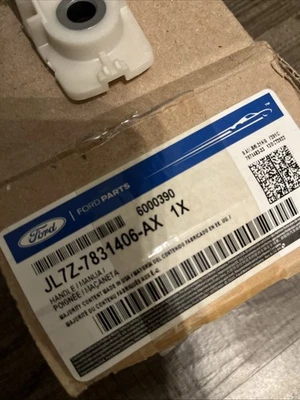 Asistente de agarre interior derecho/izquierdo Lincoln Navigator 22-24 JL7Z-7831406-AX Foto 1 de 2