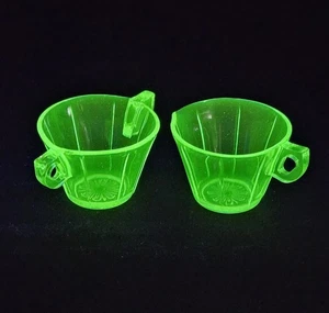 Vintage US Glass Scroll Starflower Ice Green Vaseline Glass Sugar Bowl Creamer - Picture 1 of 17