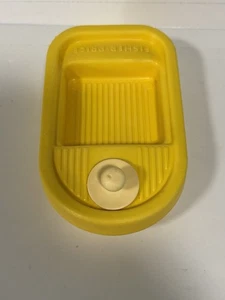 Vintage Fisher Price Little People Tug Boat Tub Toy - Picture 1 of 5