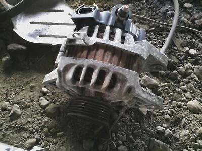 Conjunto de alternador Hyundai Accent 2012-2014 y otros 1,6 L 90 amperios OEM Foto 1 de 2