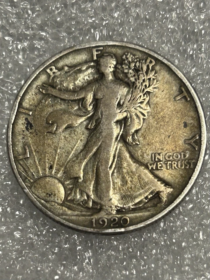 1920 P Walking Liberty Half Dollar VF/XF GREAT COIN! DL22 - Image 1 of 2