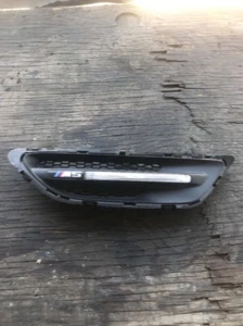2011-2014 BMW M5 Left Side Fender Grille vent OEM!! L51.13-7903879 - Picture 1 of 12