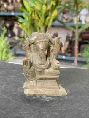 Estatueta antiga esculpida à mão pedra Deus Ganesha 2,5 x 1,5" ídolo do templo - Imagem 1 de 4