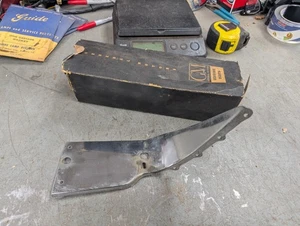 NOS 1949 Pontiac Grille Plate Center Bar to Left Upper Curved Bar 512088 - Picture 1 of 10