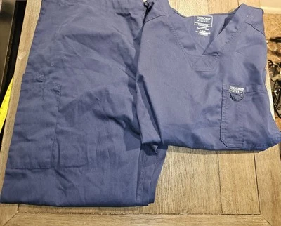 Cherokee Sz. Large Womans Scrub Set #7774 - Image 1 of 4