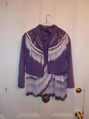 Hermosa chaqueta y falda vaquera vaquera de jean púrpura con flecos Wanted By Beads de colección Foto 1 de 4
