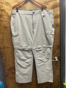 Men NWT "World Wide Sportsman" tan water repellent cargo pants Size 44 x 30 - Picture 1 of 2