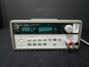 Agilent E3644A : 0-8V, 8A / 0-20V, 4A DC Power Supply (0005) - Picture 1 of 5